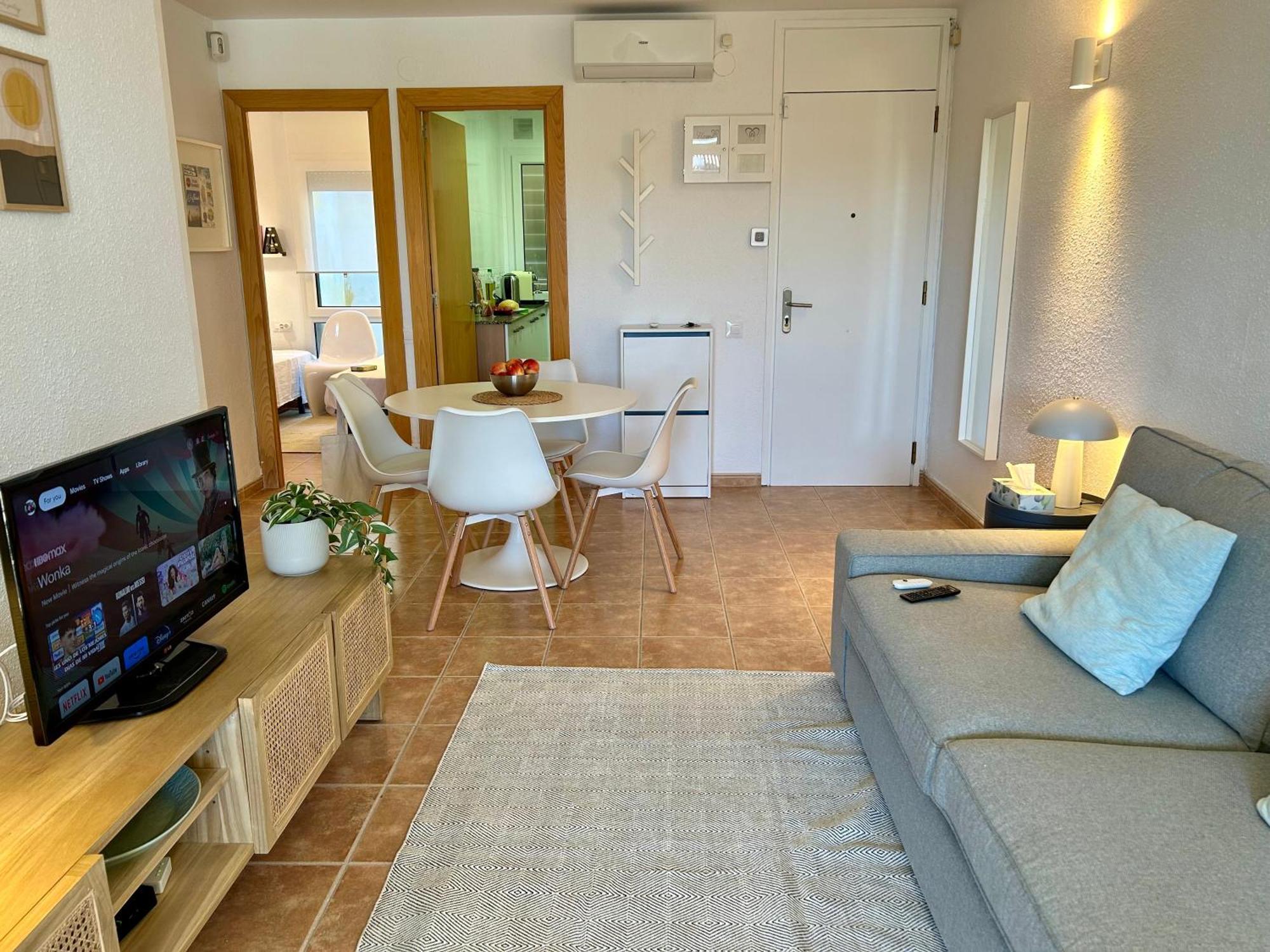 Apartament Reformat, Wi Fi, Parking, Piscina, Ac カレリャ・デ・パラフルジェリ エクステリア 写真