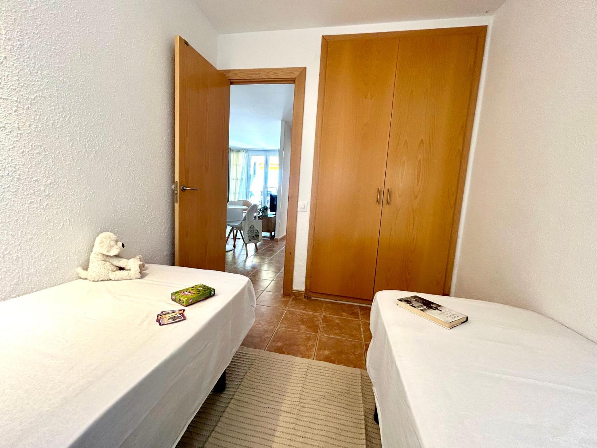 Apartament Reformat, Wi Fi, Parking, Piscina, Ac カレリャ・デ・パラフルジェリ エクステリア 写真